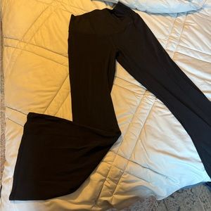 Aerie offline crossover flares XL